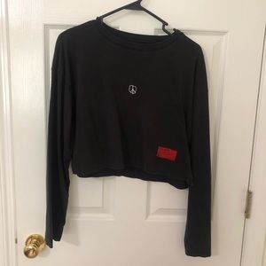 CHNGE Cropped Long Sleeve Shirt